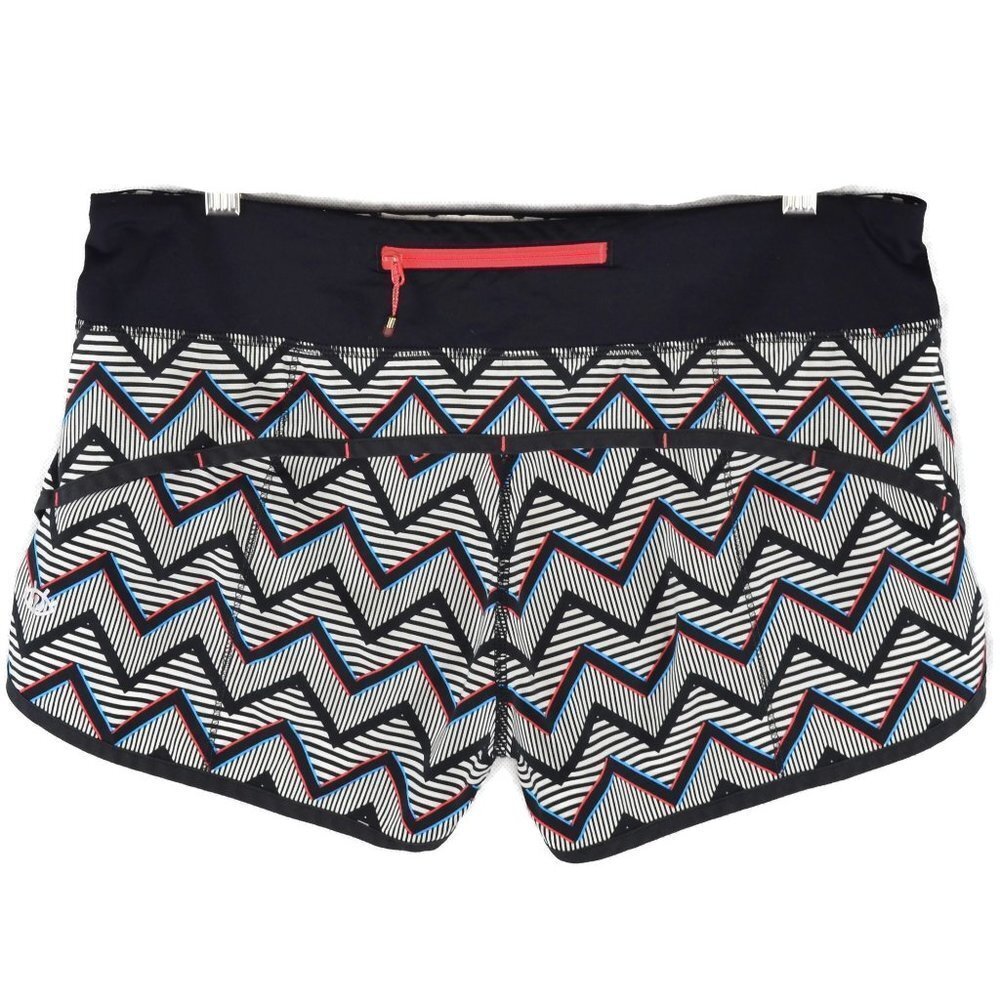 lululemon Seawheeze Speed Shorts Size 8 in 3D Chevron